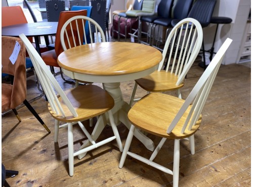Kinver Kitchen Table & 4 Chairs